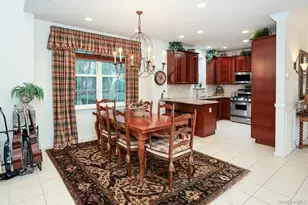 643 Verona Dr, Melville, NY 11747 - Photo 10