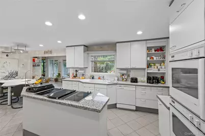 1 Jason Court, Dix Hills, NY 11746 - Photo 10
