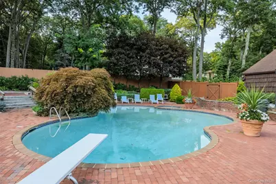 1 Jason Court, Dix Hills, NY 11746 - Photo 16