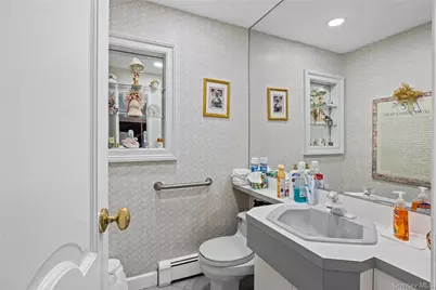 1 Jason Court, Dix Hills, NY 11746 - Photo 22