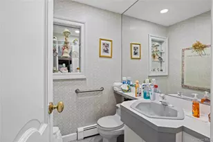 1 Jason Ct, Dix Hills, NY 11746 - Photo 22