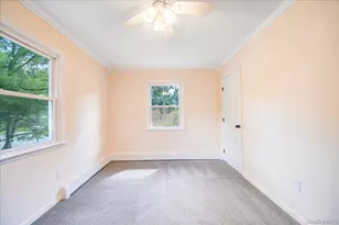 60 Sutton Park Rd, Poughkeepsie, NY 12603 - Photo 16