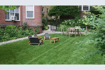 77-12 35 Avenue #A51, Jackson Heights, NY 11372 - Photo 8