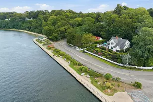 47 Shore Rd, Stony Brook, NY 11790 - Photo 2