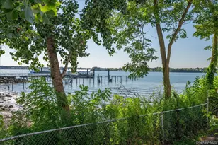56 Heron Ln, Bronx, NY 10473 - Photo 20