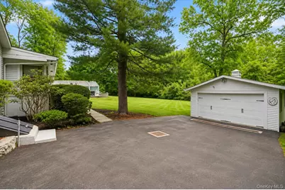2308 Broad Street, Yorktown Heights, NY 10598 - Photo 40