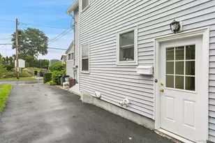 342 Stanley Ave, Mamaroneck, NY 10543 - Photo 2