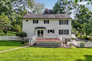 2 Aida Ln, Cortlandt Manor, NY 10567 - Photo 6