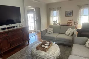607 Nassau St, Bellmore, NY 11710 - Photo 8