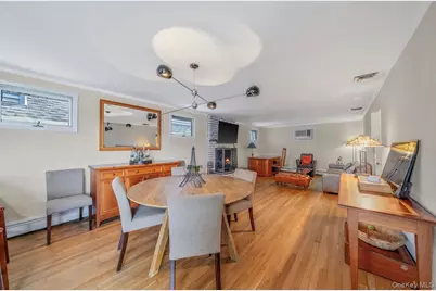 105 Vermont Street #Upper, Long Beach, NY 11561 - Photo 4
