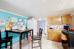 437 Moffitt Blvd, Islip, NY 11751 - Photo 12