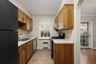 75-31 Furmanville Ave, Middle Village, NY 11379 - Photo 10