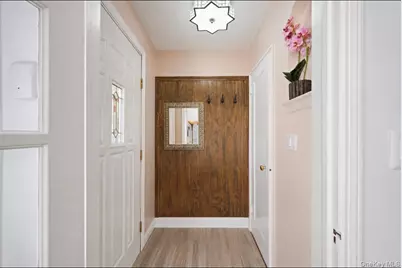 75-31 Furmanville Avenue, Middle Village, NY 11379 - Photo 22