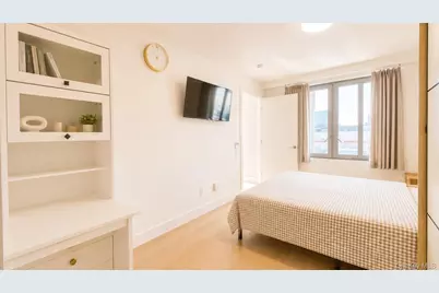 13119 Fowler Ave #4C, Flushing, NY 11355 - Photo 6