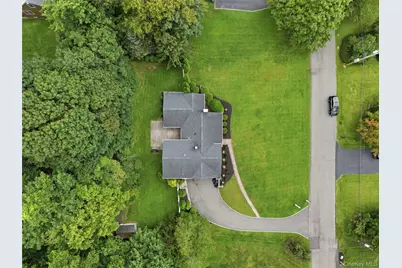 4 Honey Lane W, Miller Place, NY 11764 - Photo 6
