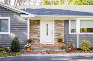 50 Melrose Pkwy, Patchogue, NY 11772 - Photo 8