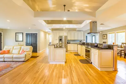 50 Melrose Parkway, Patchogue, NY 11772 - Photo 24