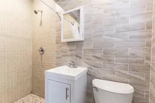 80-15B 168th St, Jamaica, NY 11432 - Photo 12