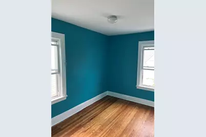 89-04 182nd Place #2nd fl, Hollis, NY 11423 - Photo 6