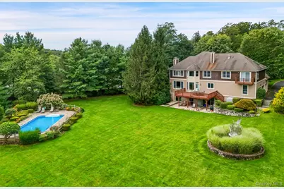 18 Clara Lane, Mahopac, NY 10541 - Photo 4