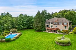 18 Clara Ln, Mahopac, NY 10541 - Photo 4