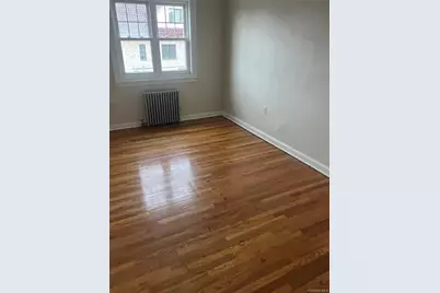 2515 150th Street, Flushing, NY 11354 - Photo 4