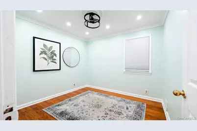 21 Linden Boulevard, Hicksville, NY 11801 - Photo 8