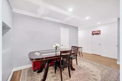 140-35 Burden Crescent #402, Briarwood, NY 11435 - Photo 6