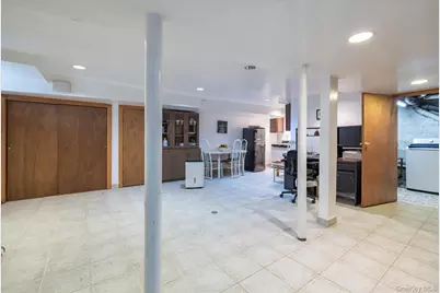 298 Lincoln Place, Lawrence, NY 11559 - Photo 14