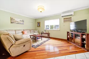 298 Lincoln Pl, Lawrence, NY 11559 - Photo 4