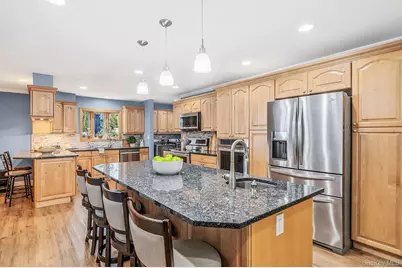 4 Loma Street, Medford, NY 11763 - Photo 8