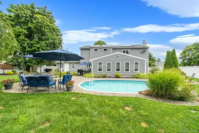 4 Loma Street, Medford, NY 11763 - Photo 36