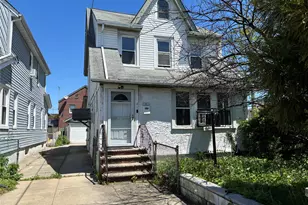 113-43 202nd St, Saint Albans, NY 11412 - Photo 2