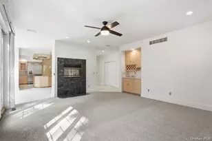 7 Dallas Dr, Poughkeepsie, NY 12603 - Photo 8
