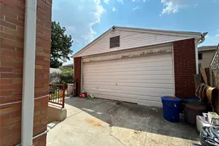 76-18 57th Rd, Middle Village, NY 11379 - Photo 6