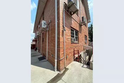 76-18 57th Road, Middle Village, NY 11379 - Photo 4