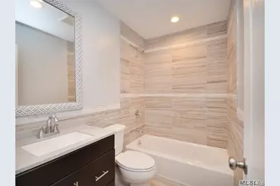 12 Nesaquake Avenue, Port Washington, NY 11050 - Photo 8