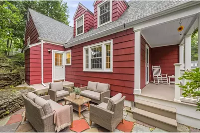 24 Smallwood Place, White Plains, NY 10603 - Photo 36