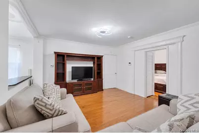 10530 Van Wyck Expressway, Richmond Hill, NY 11419 - Photo 14