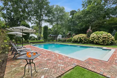 351 Forest Lane, Smithtown, NY 11787 - Photo 4