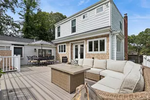 351 Forest Ln, Smithtown, NY 11787 - Photo 10