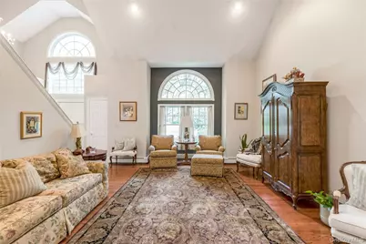 14 Cobbler Lane, East Setauket, NY 11733 - Photo 4