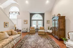 14 Cobbler Ln, East Setauket, NY 11733 - Photo 4