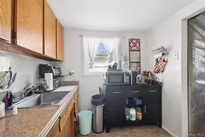 544 Park Avenue, Centereach, NY 11720 - Photo 22
