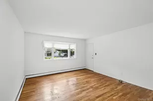 544 Park Ave, Centereach, NY 11720 - Photo 6