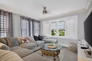 344 Houston Ave, Mineola, NY 11501 - Photo 6
