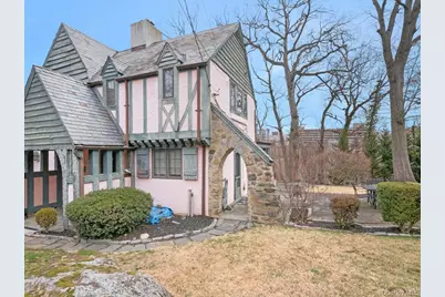 88 Stockbridge Road, Yonkers, NY 10710 - Photo 2