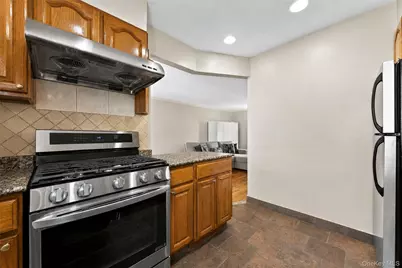 68-01 Bell Boulevard #Upper, Bayside, NY 11364 - Photo 10