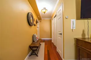 838 Pelhamdale Ave, New Rochelle, NY 10801 - Photo 2