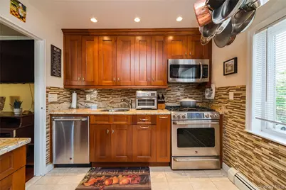 838 Pelhamdale Avenue #2H, New Rochelle, NY 10801 - Photo 4